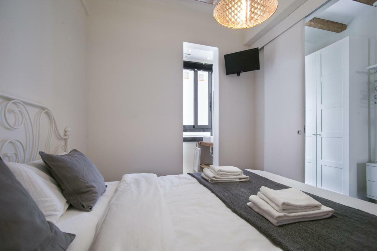 Tendency Apartments - Sagrada Familia Barcelona Buitenkant foto